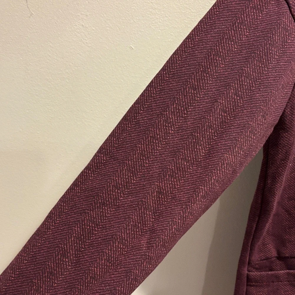 Women’s Maroon Turtleneck Sweater